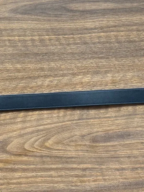 Gucci GG Marmot Belt Women 80/32 Black leather with antique gold GG buckle - Picture 3 of 3